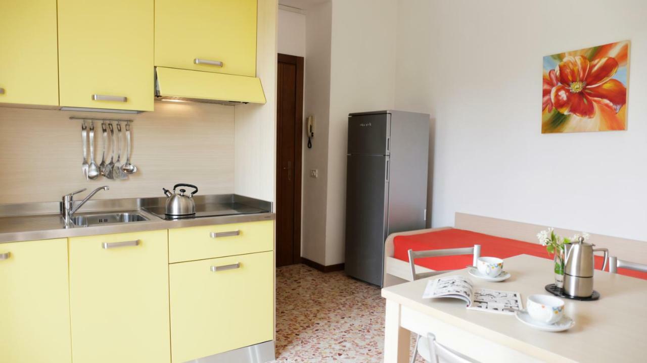 Camping Zocco Manerba del Garda Eksteriør bilde